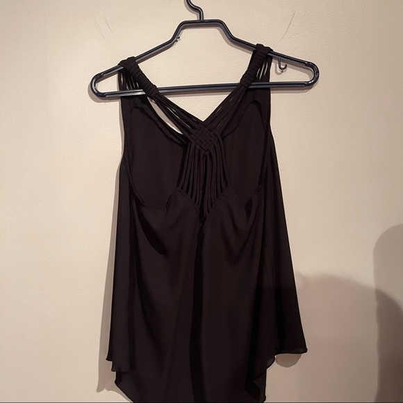 Crossed straps tank - Picture 2 of 3